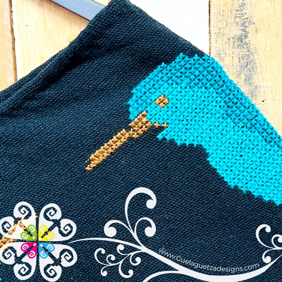 Hummingbird Design Embroider Poncho - Mañanita