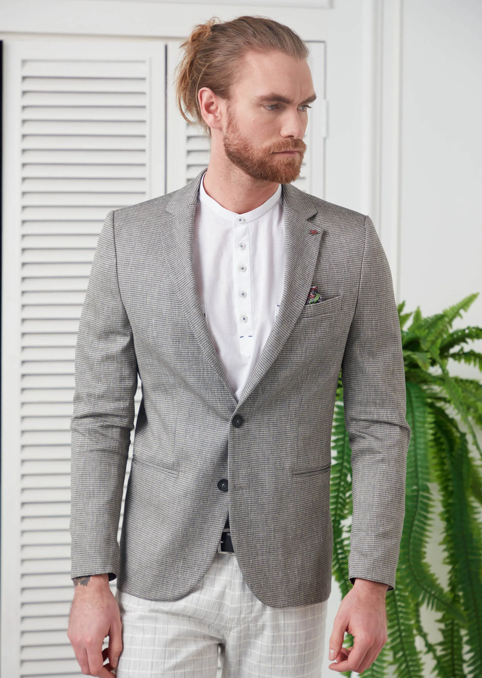 Light Gray Linen Blazer